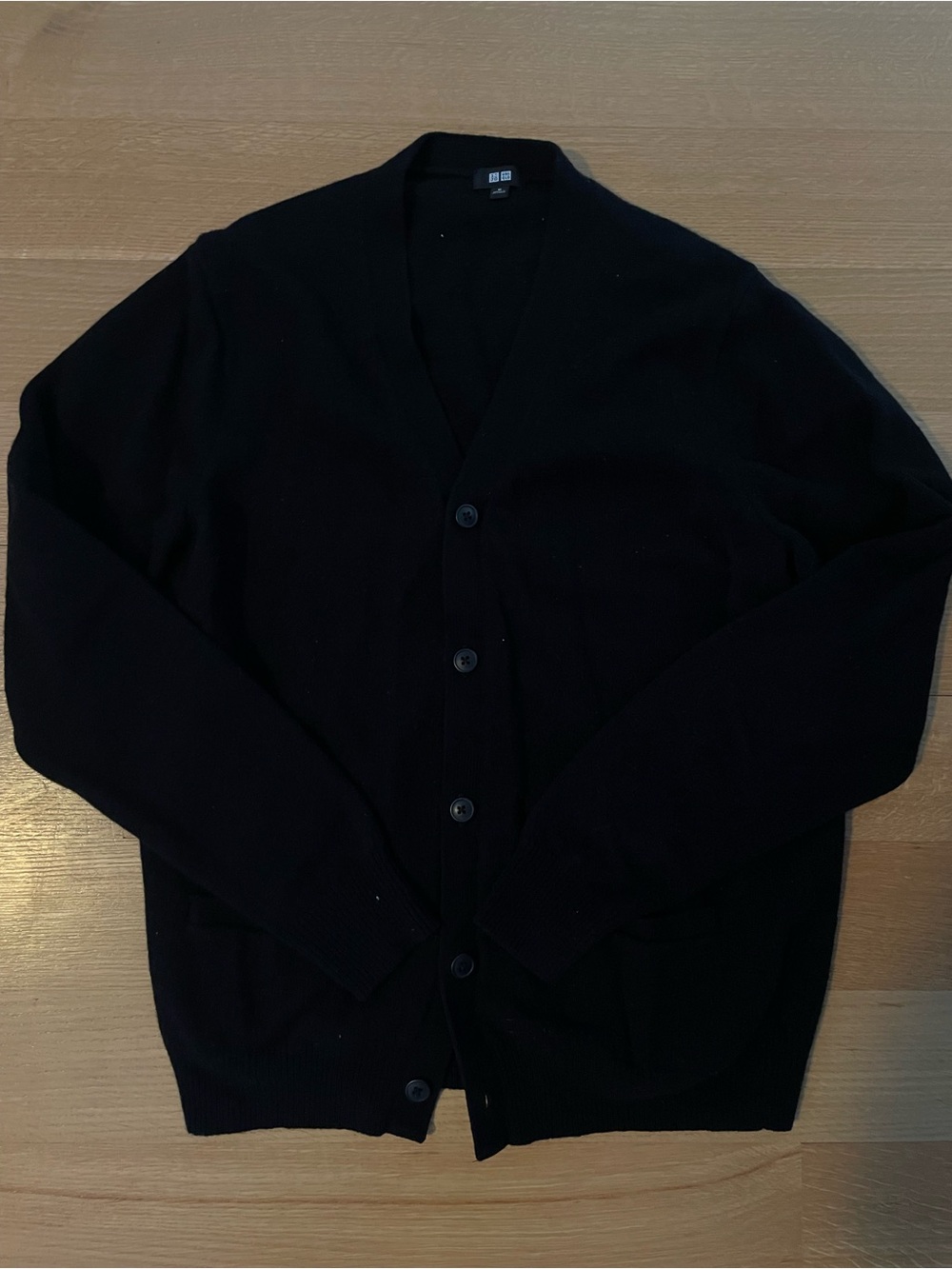 Uniqlo Men's Black Button V‑Neck Cardigan